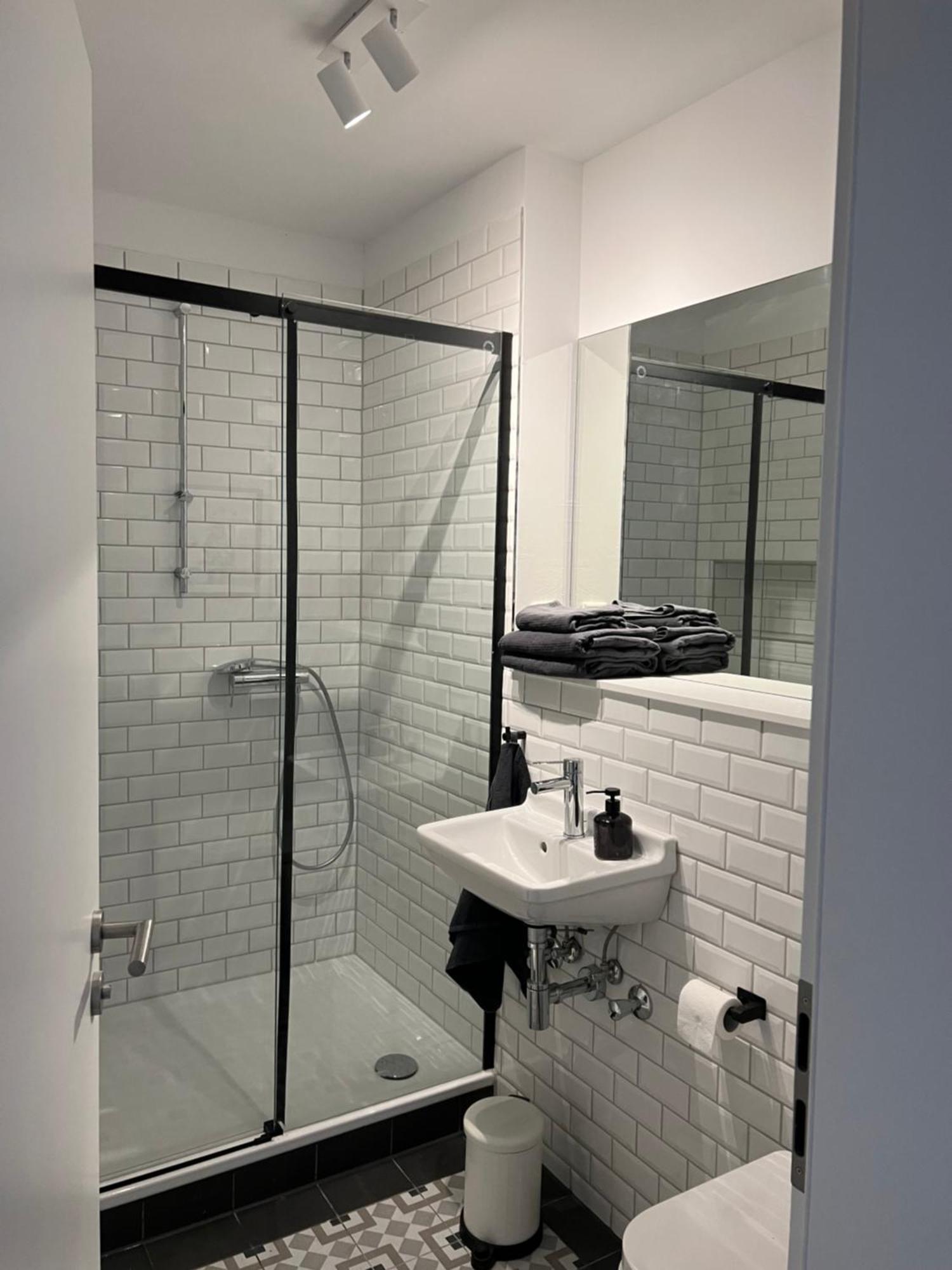 Zentrale, Schoene Design-Wohnung Im Coolen Viertel BRE Dış mekan fotoğraf